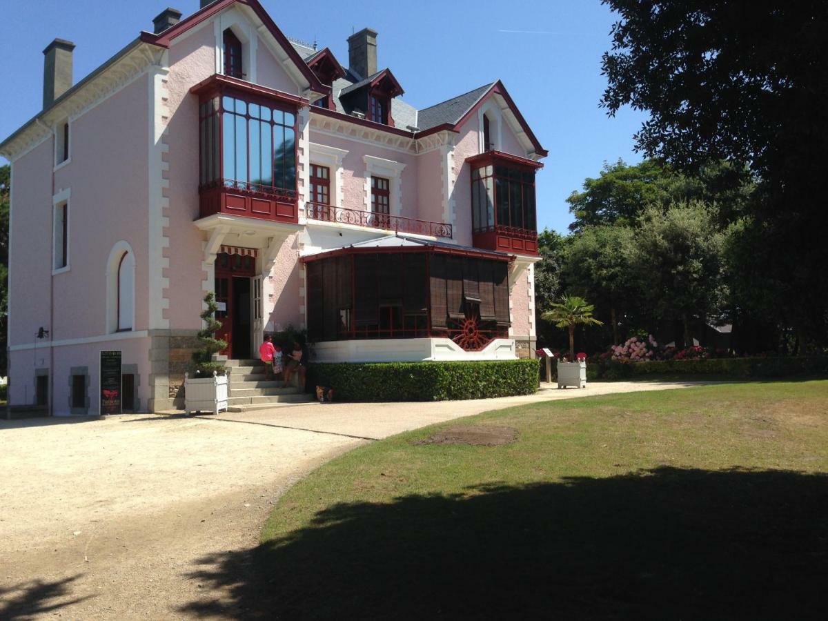 Le Platgousset Apartamento Granville Exterior foto